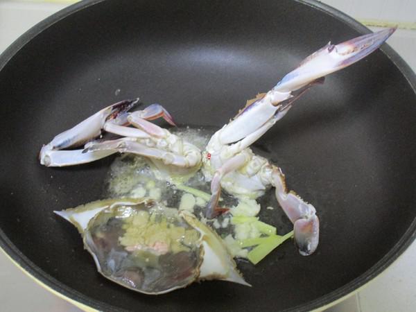 梭子蟹炒年糕的做法-咸鮮味炒菜譜