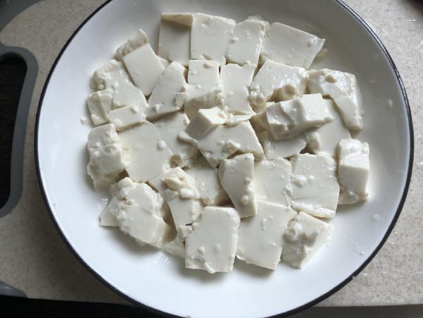 蝦仁豆腐燉蛋的做法-咸鮮味蒸菜譜