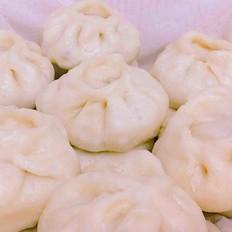 蒸芹菜肉大包子的做法-家常味蒸菜譜