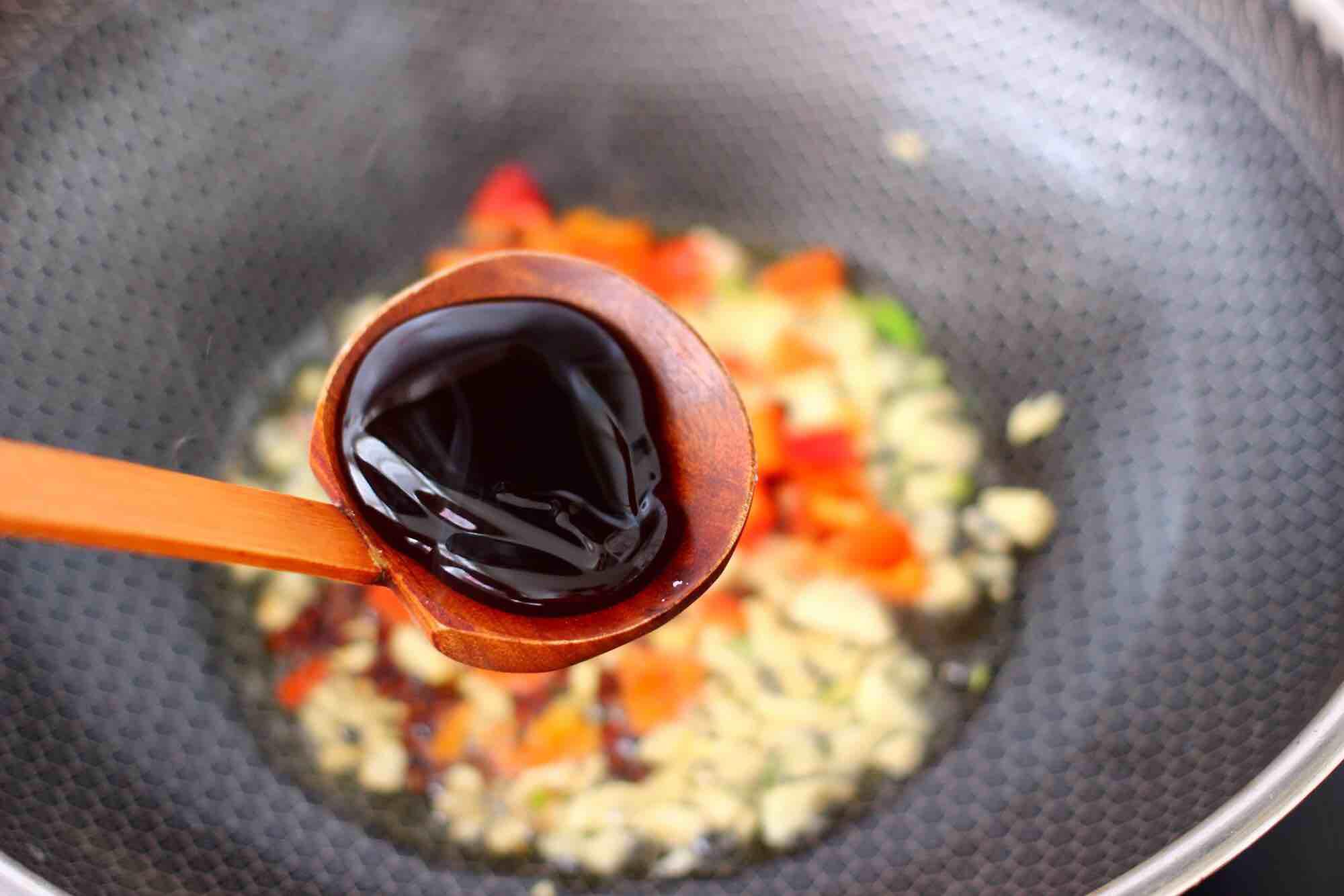 蒜香手撕包菜粉條的做法-家常味炒菜譜