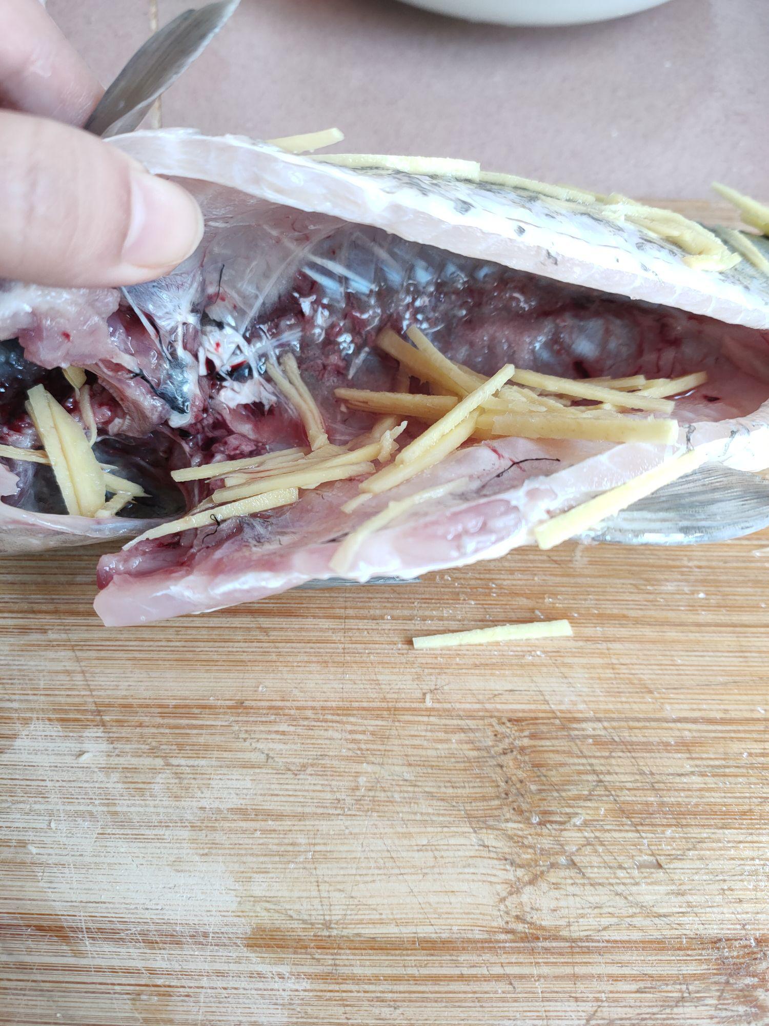 紅燒鯽魚的做法-家常味煎菜譜