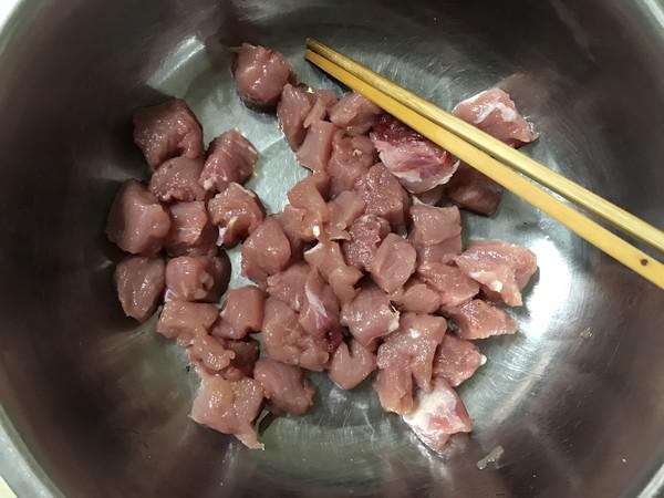 糖醋版溜肉段的做法-酸甜味熘菜譜