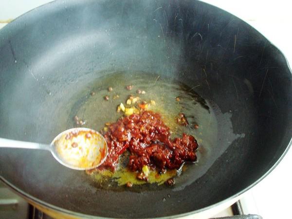 韭菜炒魔芋的做法-香辣味炒菜譜-易網健康養生網 韭菜炒魔芋的做法-香辣味炒菜譜