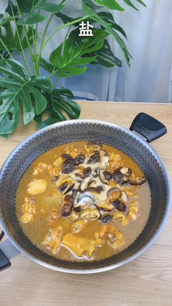 家常燜雞肉的做法-咸鮮味燜菜譜