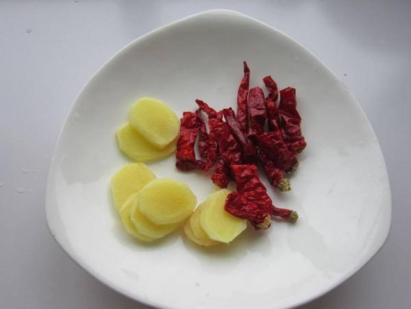 香辣雞煲的做法-家常味燉菜譜