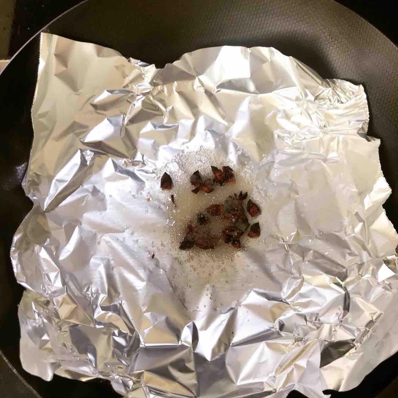 松花雞腿卷的做法-咸鮮味蒸菜譜-易網(wǎng)健康養(yǎng)生網(wǎng) 松花雞腿卷的做法-咸鮮味蒸菜譜