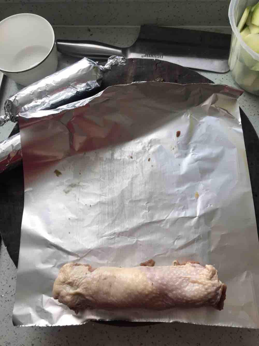 松花雞腿卷的做法-咸鮮味蒸菜譜-易網(wǎng)健康養(yǎng)生網(wǎng) 松花雞腿卷的做法-咸鮮味蒸菜譜