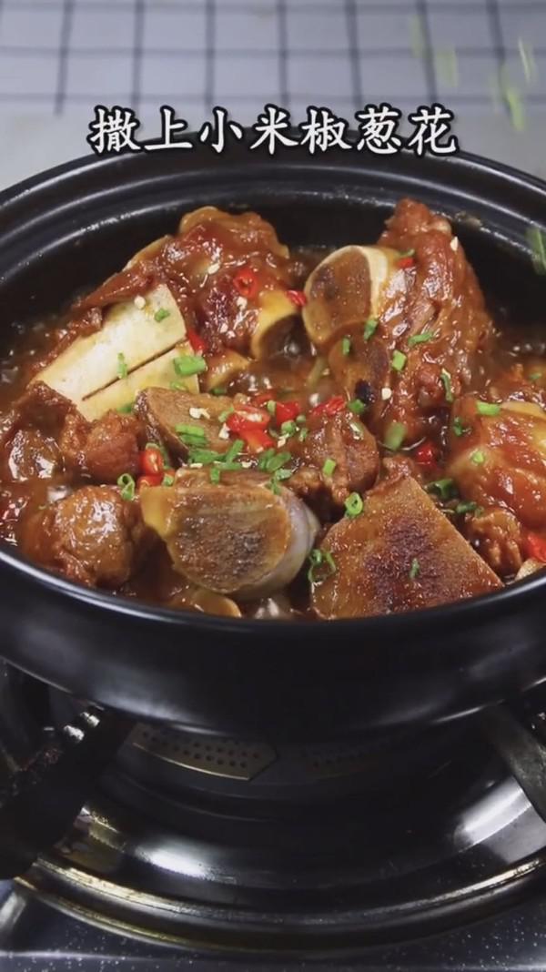 家常燉筒骨的做法-咸鮮味燉菜譜