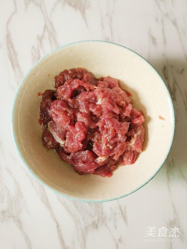 香辣蒜苔炒牛肉的做法-香辣味炒菜譜