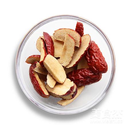 【滋補暖心】黃花菜蟲草花燉雞湯的做法-家常味燉菜譜-易網(wǎng)健康養(yǎng)生網(wǎng) 【滋補暖心】黃花菜蟲草花燉雞湯的做法-家常味燉菜譜