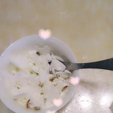 香蕉牛奶+抹茶炒酸奶的做法-甜味榨汁菜譜