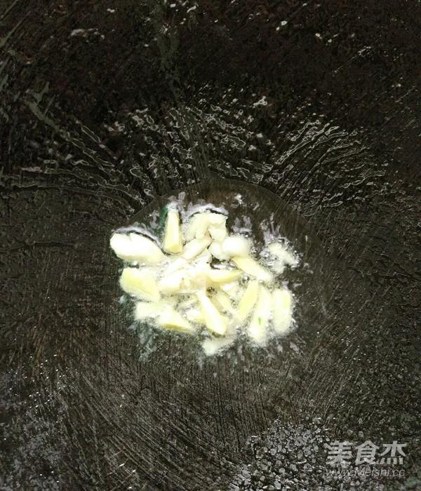 香辣蒜苔炒牛肉的做法-香辣味炒菜譜