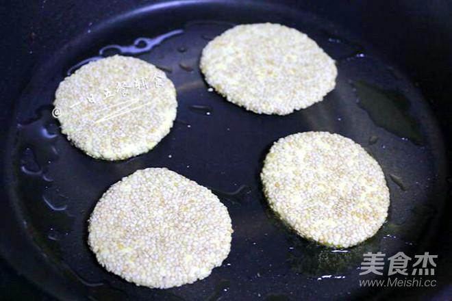 南瓜餅（蒸、煎、烤3種做法）的做法-其它口味蒸菜譜