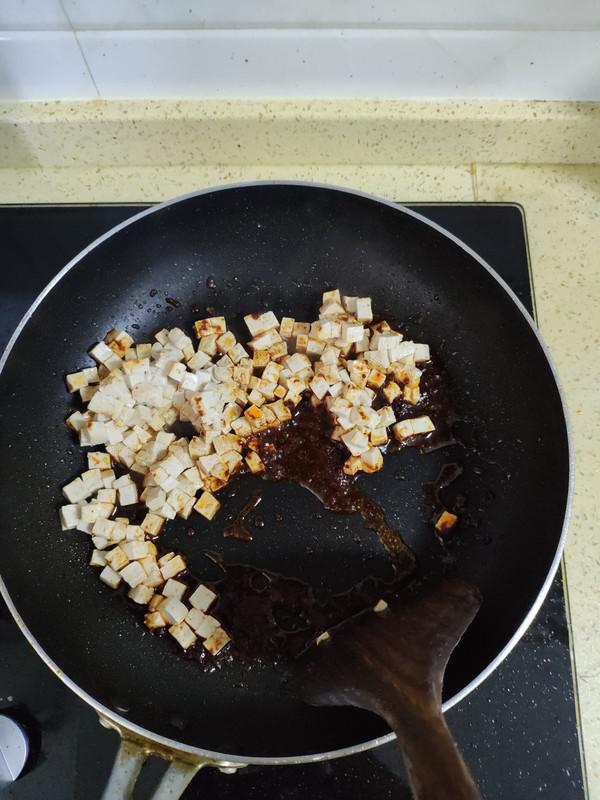 麻婆豆腐包子的做法-香辣味蒸菜譜-易網健康養生網 麻婆豆腐包子的做法-香辣味蒸菜譜