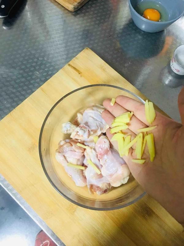 電飯煲奧爾良雞翅根的做法-咸鮮味燜菜譜