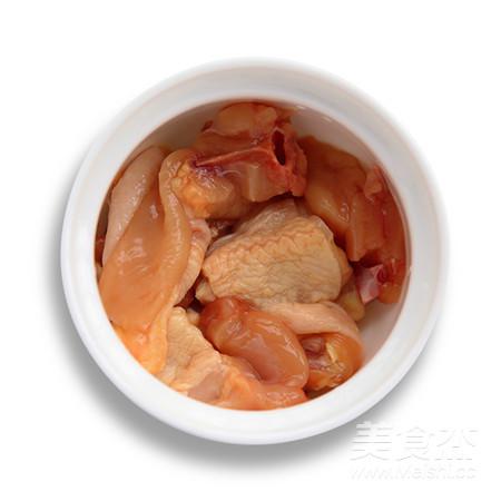 【滋補暖心】黃花菜蟲草花燉雞湯的做法-家常味燉菜譜-易網(wǎng)健康養(yǎng)生網(wǎng) 【滋補暖心】黃花菜蟲草花燉雞湯的做法-家常味燉菜譜