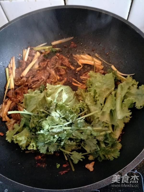 牛肉鍋，辣味牛肉，扒拉鍋的做法-家常味炒菜譜