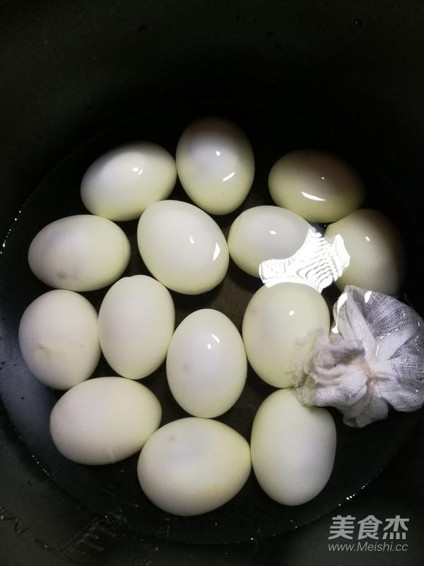 鹵蛋的做法-五香味煮菜譜-易網(wǎng)健康養(yǎng)生網(wǎng) 鹵蛋的做法-五香味煮菜譜