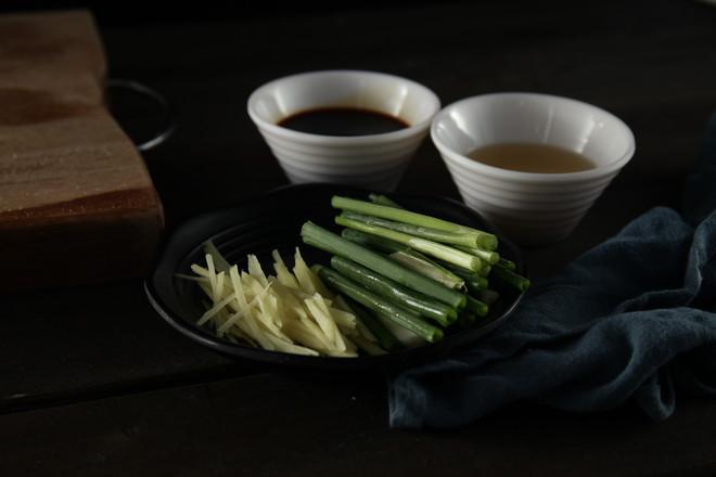 清蒸黃花魚！魚中的美味！的做法-咸鮮味蒸菜譜