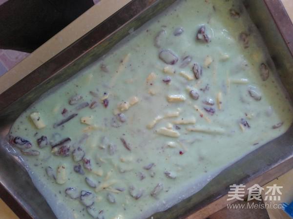 抹茶旋風(fēng)雙巧果肉炒酸奶的做法-奶香味凍菜譜