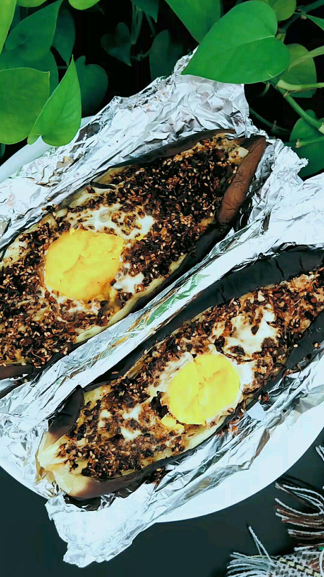 烤茄子的做法-香辣味烤菜譜-易網(wǎng)健康養(yǎng)生網(wǎng) 烤茄子的做法-香辣味烤菜譜