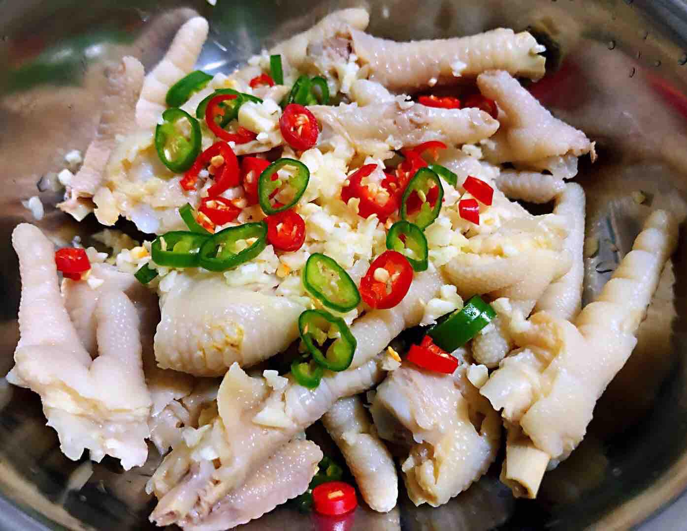 網(wǎng)紅檸檬鳳爪的做法-酸辣味煮菜譜