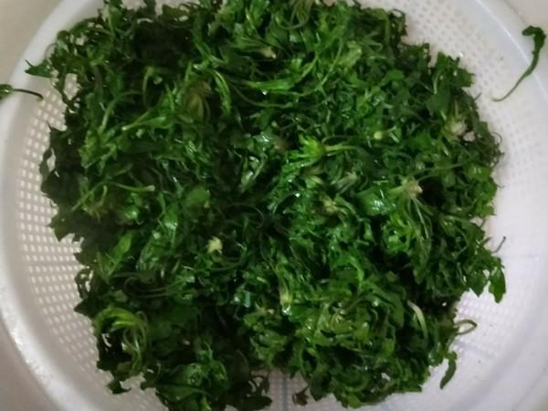 筍丁咸肉炒薺菜的做法-咸鮮味炒菜譜