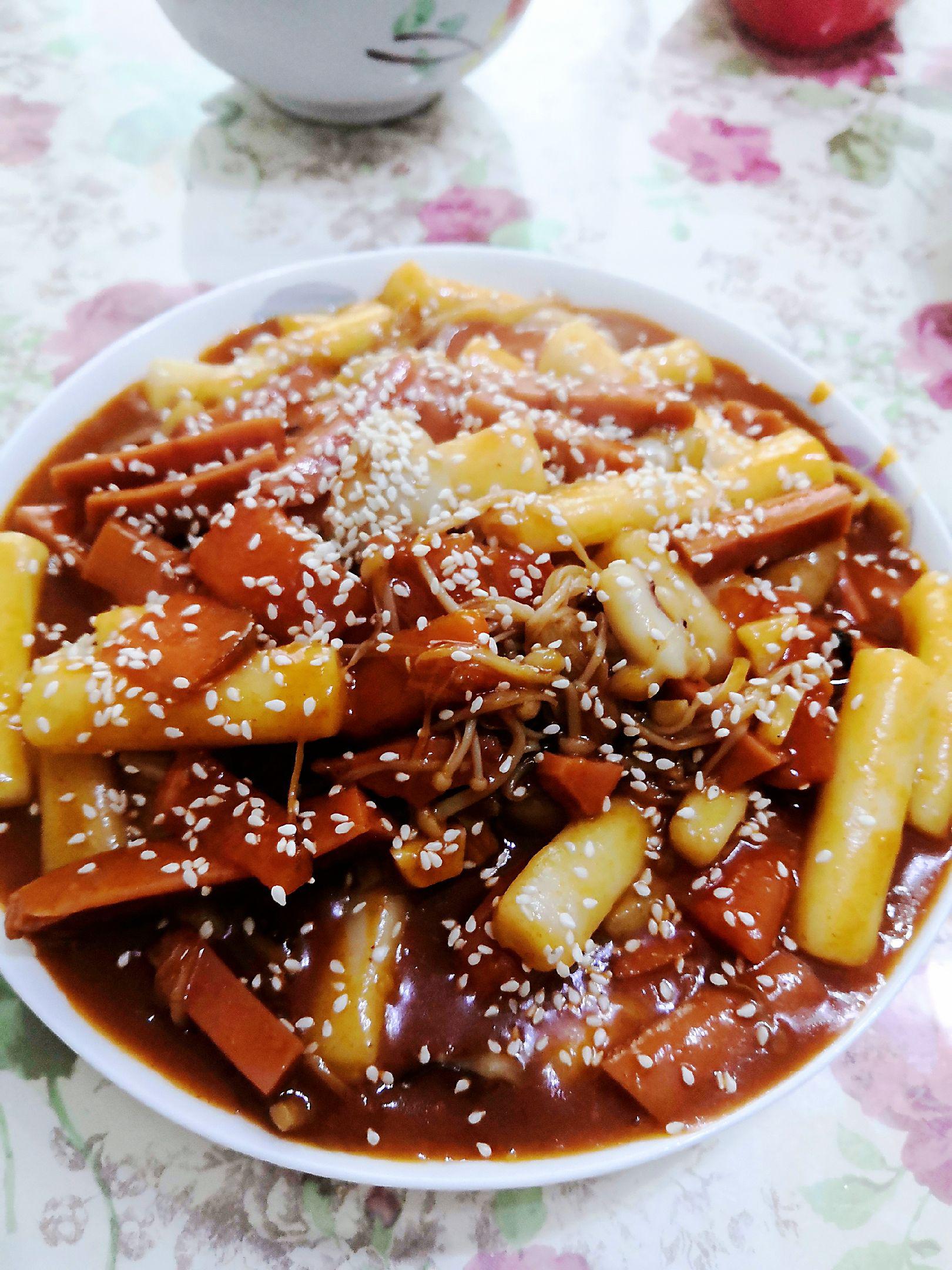 韓式炒年糕的做法-家常味炒菜譜-易網健康養生網 韓式炒年糕的做法-家常味炒菜譜