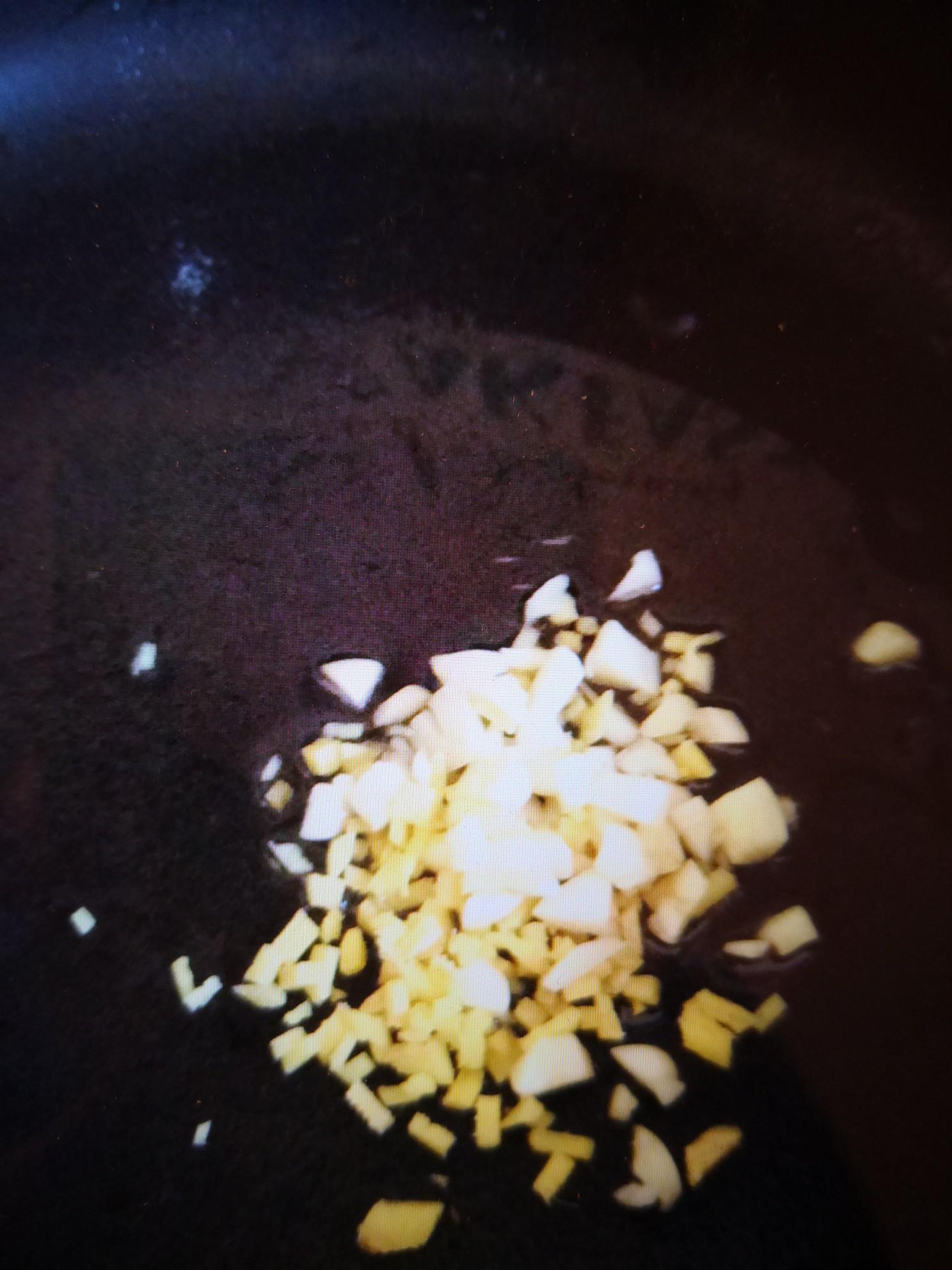 澆汁松花蛋的做法-酸甜味拌菜譜-易網(wǎng)健康養(yǎng)生網(wǎng) 澆汁松花蛋的做法-酸甜味拌菜譜