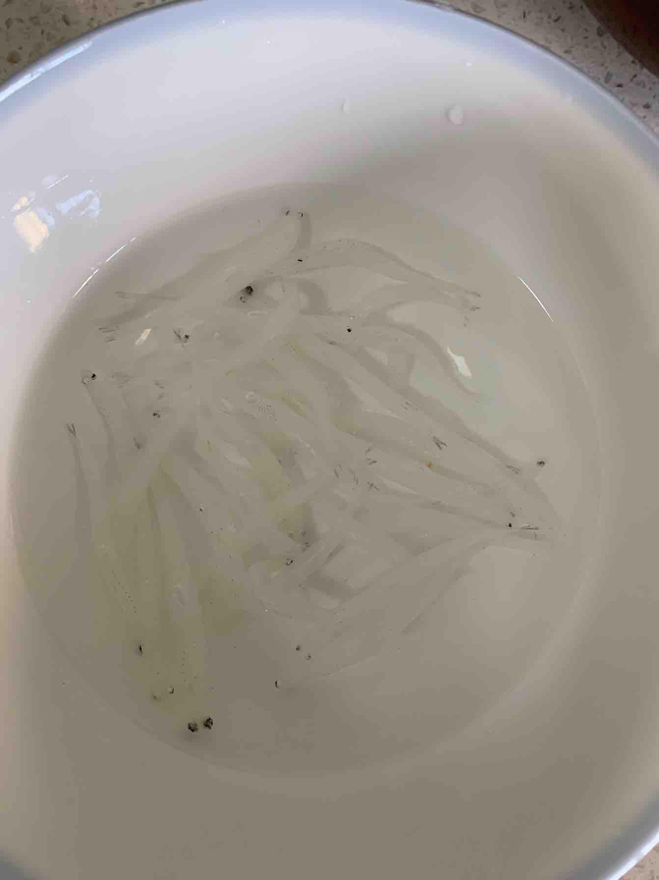 寶寶輔食 西蘭花銀魚(yú)粥的做法-其它口味煮菜譜