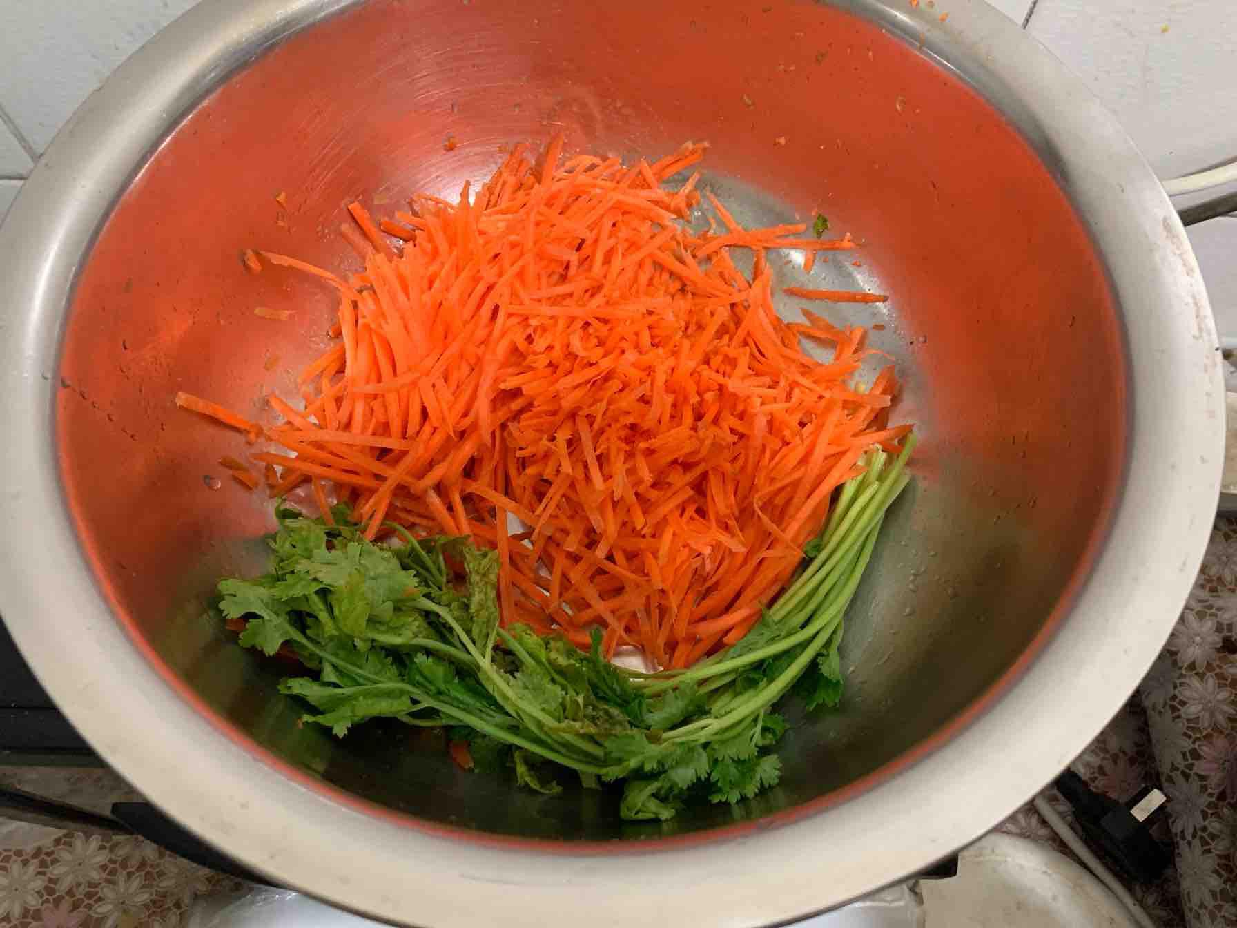 蔬菜丸子的做法-咸鮮味炸菜譜-易網<a href=http://m.henggaotouzi.com/ target=_blank class=infotextkey>健康養生</a>網 蔬菜丸子的做法-咸鮮味炸菜譜