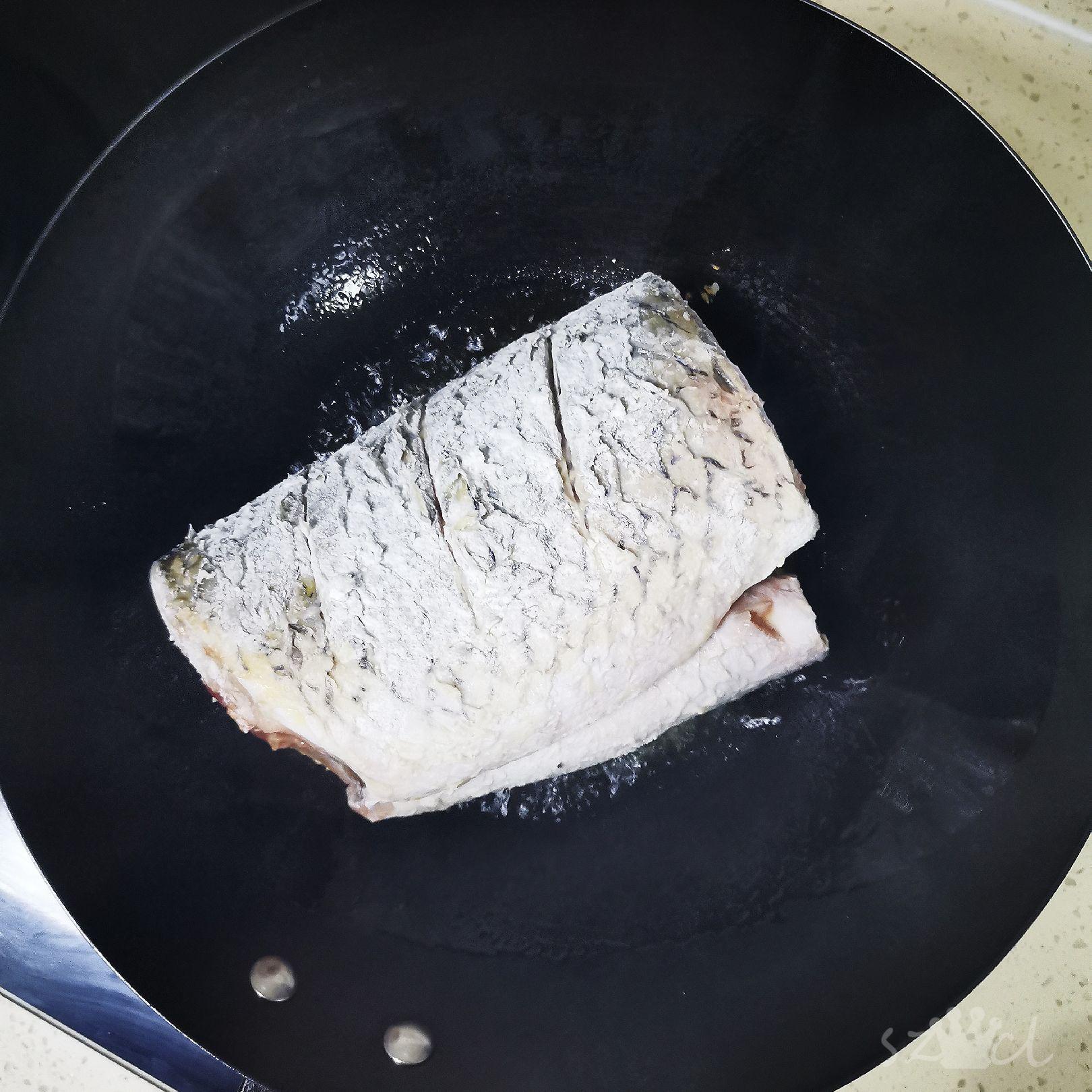 家常紅燒魚(yú)的做法-咸鮮味燉菜譜