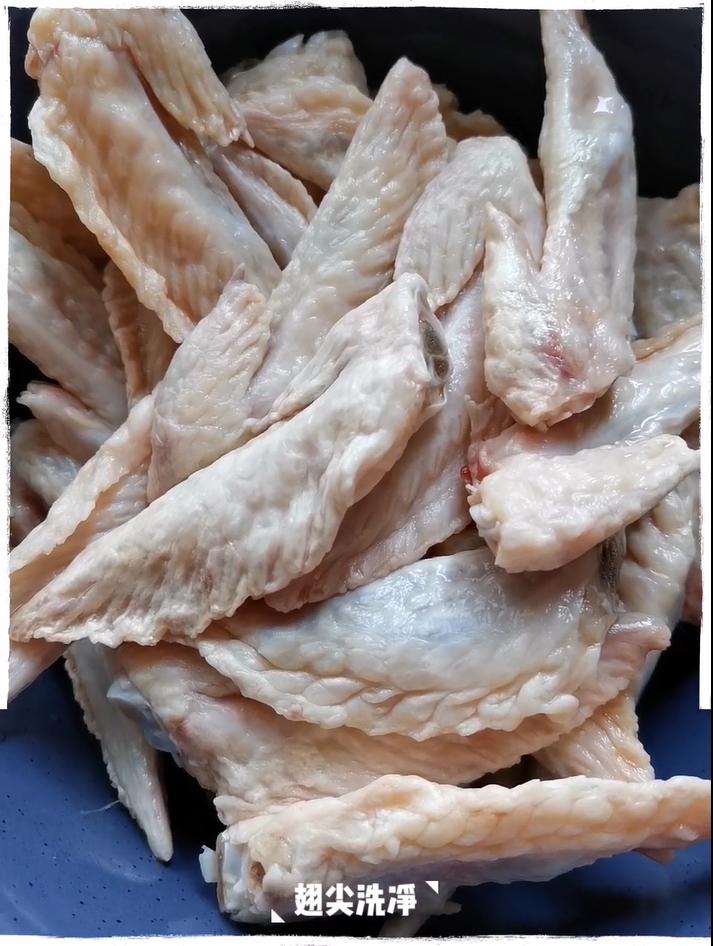 燒翅尖的做法-家常味煮菜譜-易網<a href=http://m.henggaotouzi.com/ target=_blank class=infotextkey>健康養生</a>網 燒翅尖的做法-家常味煮菜譜