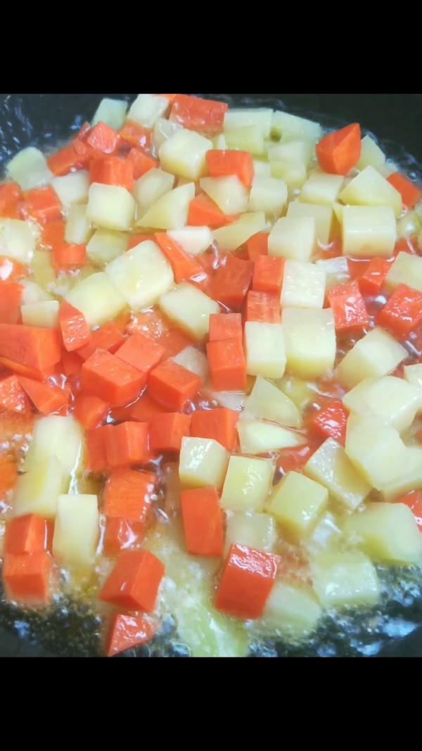 宮保土豆丁的做法-香辣味炒菜譜-易網健康養生網 宮保土豆丁的做法-香辣味炒菜譜