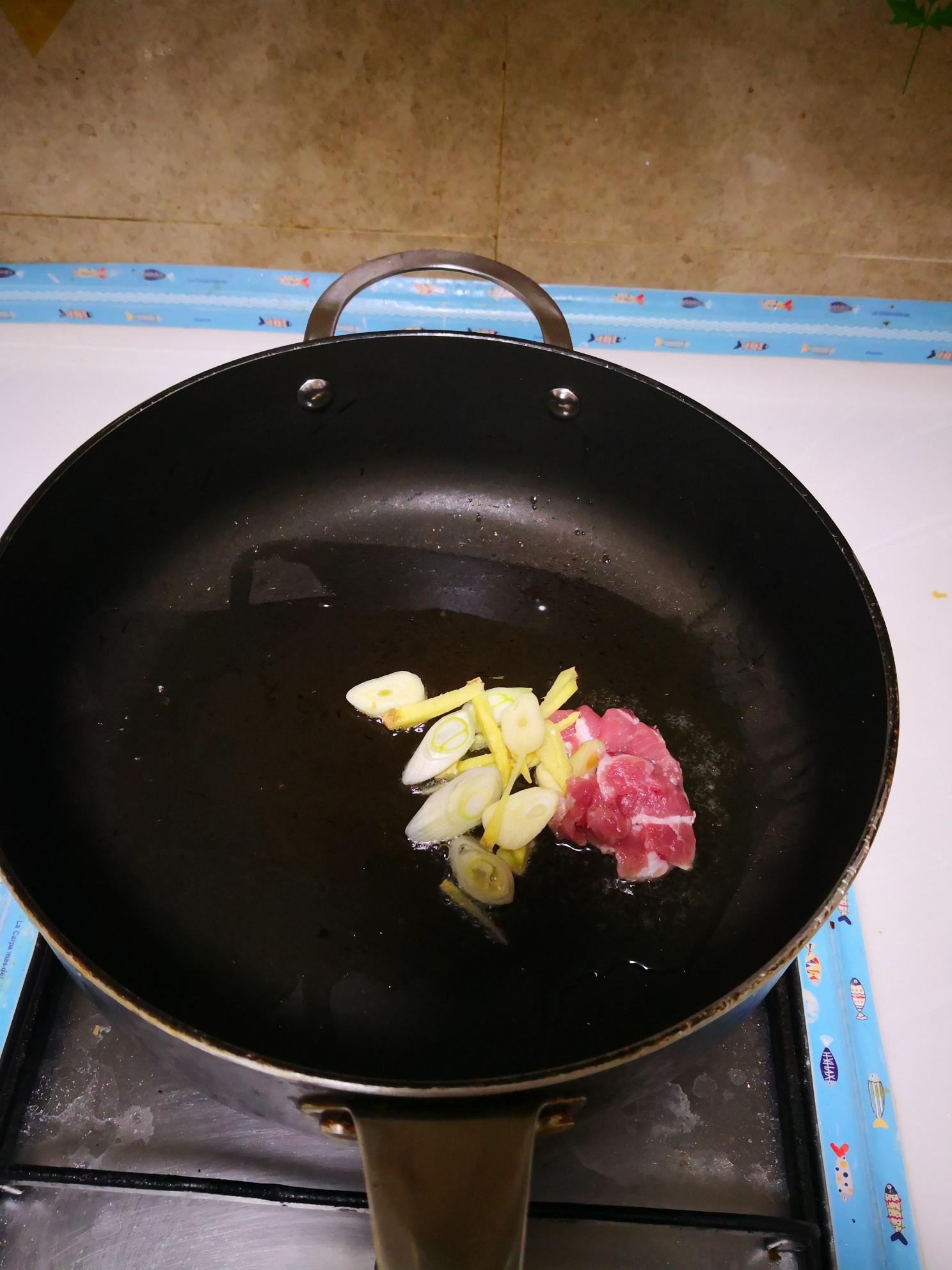 尖椒炒菜花的做法-家常味炒菜譜