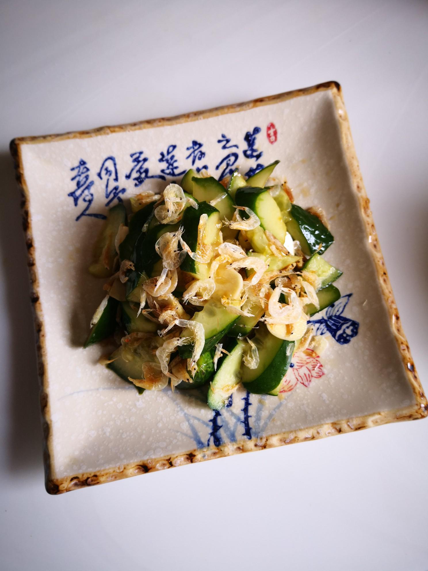 蝦皮拍黃瓜的做法-酸甜味拌菜譜