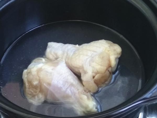 猴頭菇煲雞湯的做法-咸鮮味煲菜譜