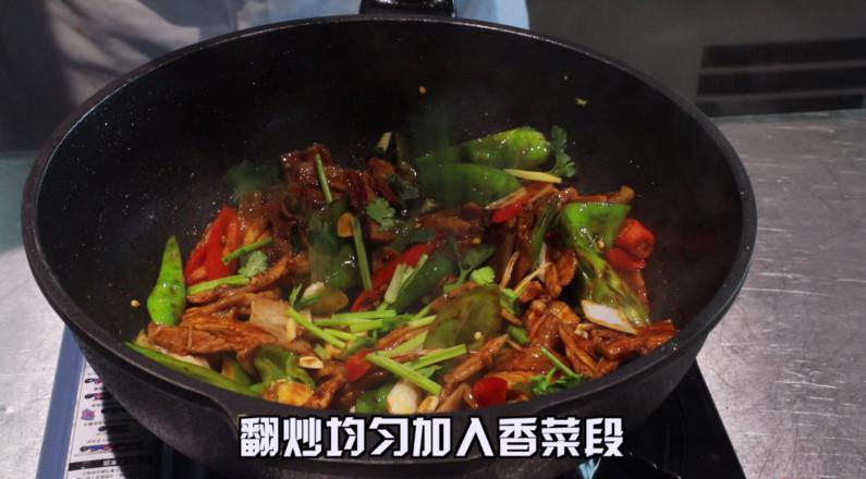 辣椒炒肉的做法-香辣味炒菜譜