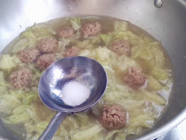 大白菜豬肉丸子湯的做法-咸鮮味煮菜譜-易網(wǎng)健康養(yǎng)生網(wǎng) 大白菜豬肉丸子湯的做法-咸鮮味煮菜譜