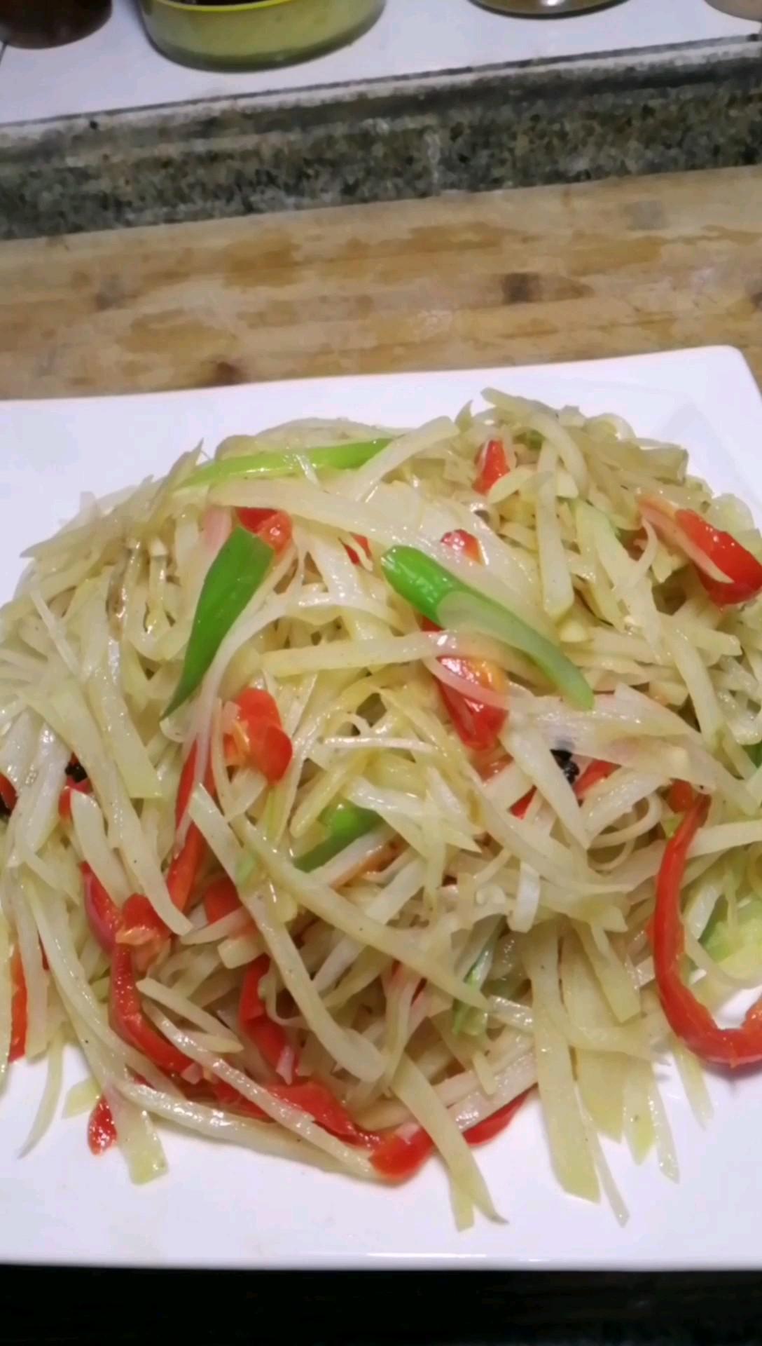 低卡酸辣土豆絲的做法-酸辣味炒菜譜