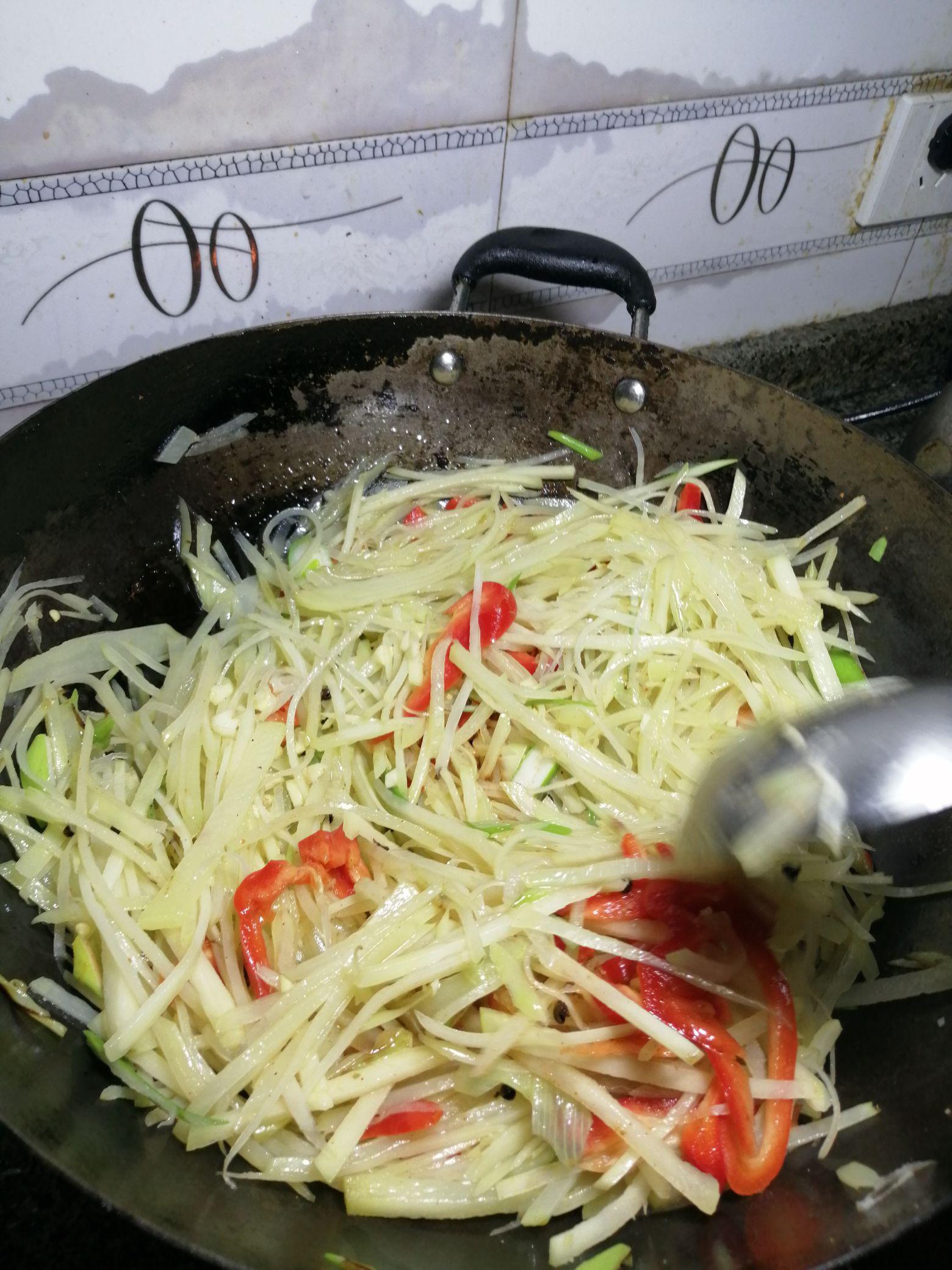 低卡酸辣土豆絲的做法-酸辣味炒菜譜