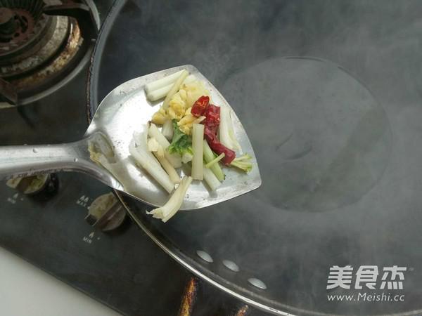 熗炒土豆絲的做法-家常味炒菜譜