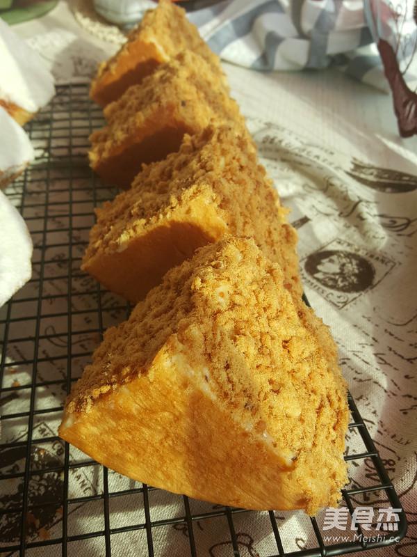 乳酪肉松包的做法-咸鮮味烘焙菜譜