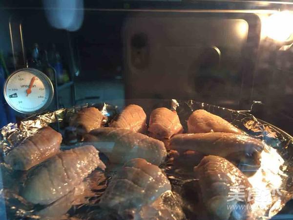 香辣烤雞翅中的做法-香辣味烤菜譜