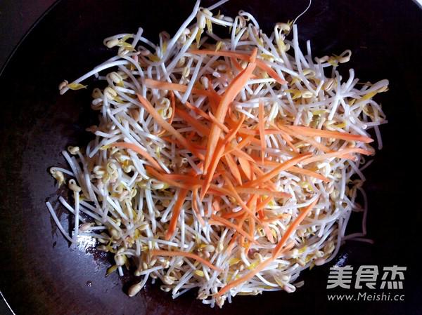 素炒豆芽的做法-家常味炒菜譜