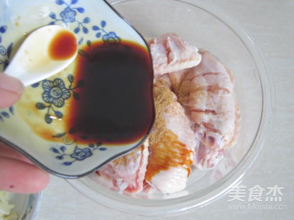 蒜香烤雞翅的做法-家常味烤菜譜