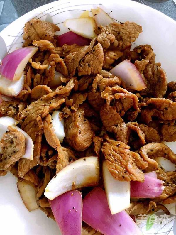 洋蔥黑椒牛肉的做法-黑椒味炒菜譜