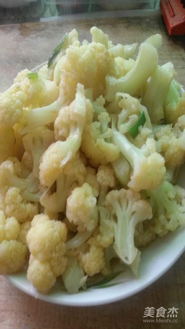 炒菜花的做法-家常味炒菜譜