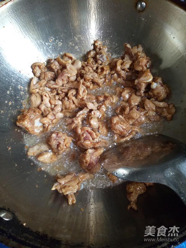 仔姜炒鴨腿的做法-咸鮮味炒菜譜