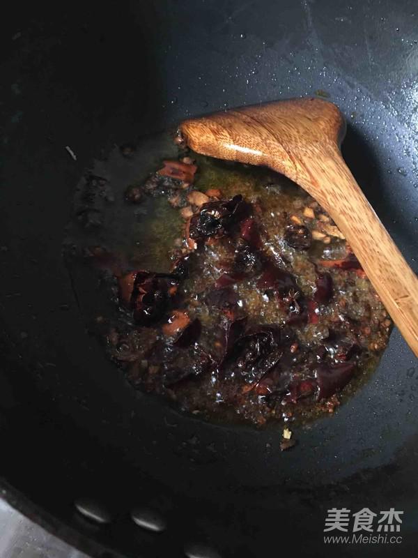 爆炒干竹筍的做法-麻辣味炒菜譜